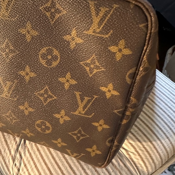Louis Vuitton Classic Brown Monogram πππ«ππ§ππͺπ‘π‘ Tote ππ ππ€π€π πΎπ€π£πππ©ππ€π£ - Picture 9 of 16